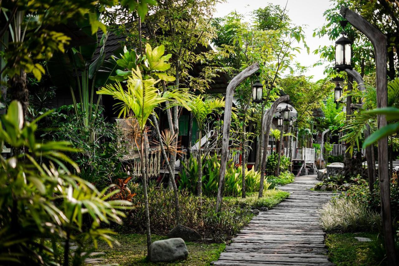 La Luna Resort Yogyakarta Sleman  Zewnętrze zdjęcie